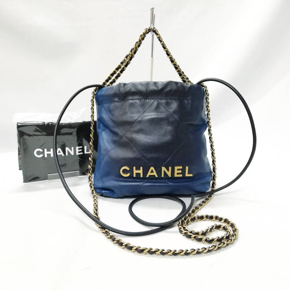 CHANEL Chain Shoulder Bag Calfskin